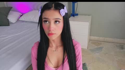 Snapshot of cristalcornner_ chatting on 10.27.25 Nicole Connection time 220pm-910pmCol online show from 10.27.25