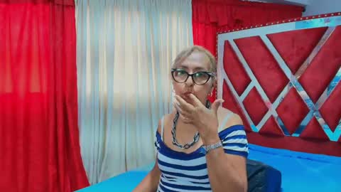Snapshot of cristalmature chatting on 06.03.26 cristalmature online show from 06.03.26