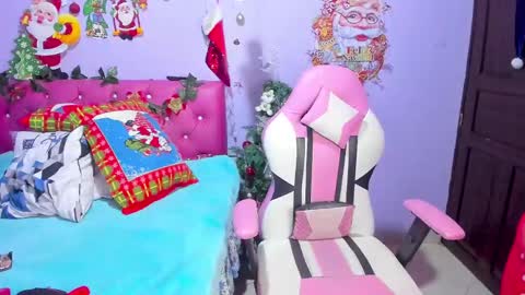 Natis online show from 12.25.24