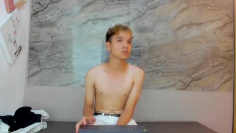 Cristhian online show from 10.04.25