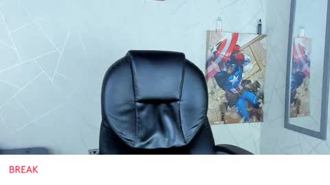 Snapshot of cristian_walker chatting on 01.02.25 cristian walker online show from 01.02.25