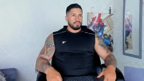 Snapshot of cristian_walker chatting on 01.06.25 cristian walker online show from 01.06.25