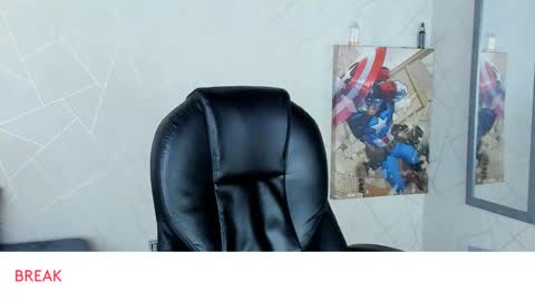 Snapshot of cristian_walker chatting on 01.06.25 cristian walker online show from 01.06.25