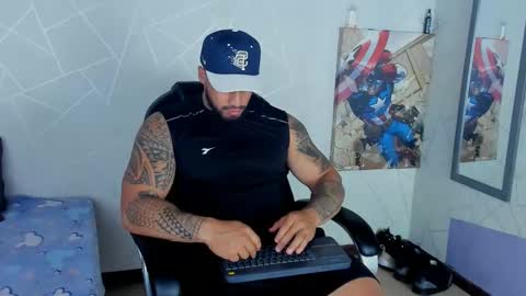 Snapshot of cristian_walker chatting on 02.05.25 cristian walker online show from 02.05.25