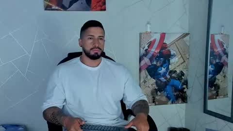 Snapshot of cristian_walker chatting on 03.08.25 cristian walker online show from 03.08.25