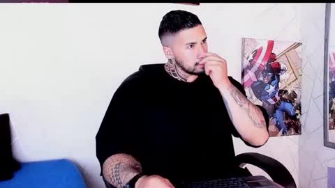 Snapshot of cristian_walker chatting on 10.01.25 cristian walker online show from 10.01.25