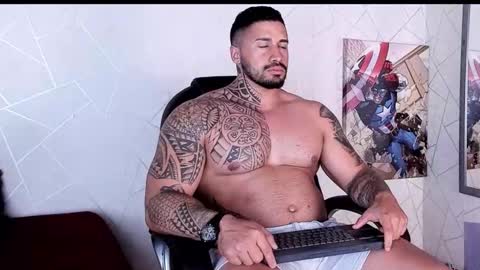 Snapshot of cristian_walker chatting on 10.03.25 cristian walker online show from 10.03.25