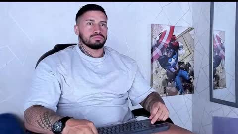 Snapshot of cristian_walker chatting on 10.11.25 cristian walker online show from 10.11.25