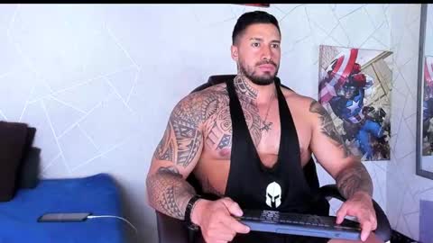 Snapshot of cristian_walker chatting on 10.25.25 cristian walker online show from 10.25.25