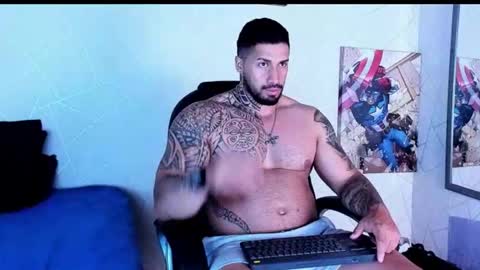 Snapshot of cristian_walker chatting on 11.04.25 cristian walker online show from 11.04.25