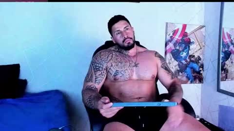 Snapshot of cristian_walker chatting on 11.05.25 cristian walker online show from 11.05.25