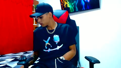 Snapshot of cristiantayron chatting on 07.03.26 cristian online show from 07.03.26