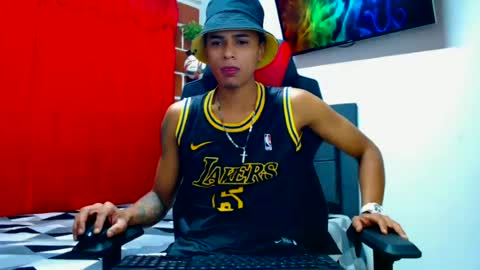 Snapshot of cristiantayron chatting on 07.04.26 cristian online show from 07.04.26