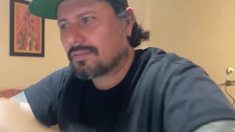Snapshot of cristianthelion chatting on 05.15.26 cristianthelion online show from 05.15.26