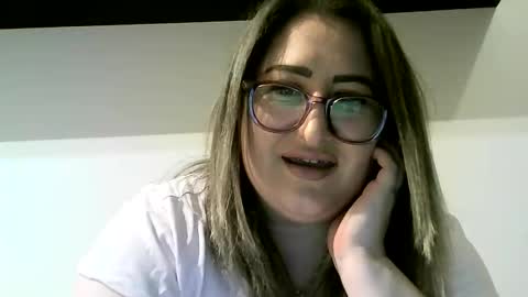 cristina20021991 online show from 03.09.26