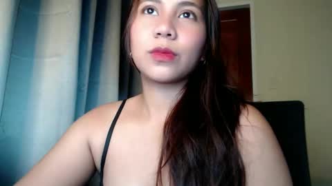 Cristina Valerie online show from 10.20.25