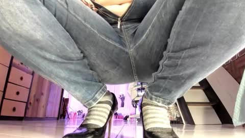 Snapshot of cristinavanegas chatting on 10.25.25 Julieta online show from 10.25.25