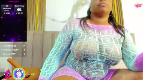 Snapshot of cristinsexy_ chatting on 11.03.25 Cristina online show from 11.03.25