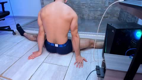 Cristobal Alzate online show from 02.28.25