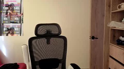 cristopher23  online show from 10.14.25