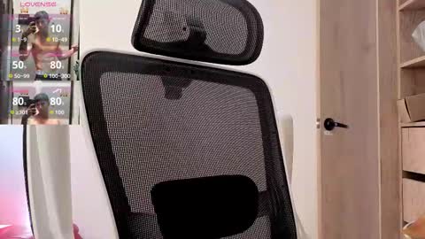 cristopher23  online show from 10.21.25