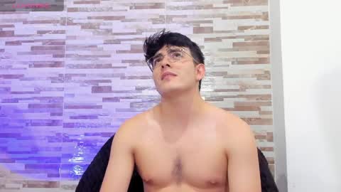 Snapshot of cristopher_russo chatting on 05.15.26 CRISTOPHER online show from 05.15.26