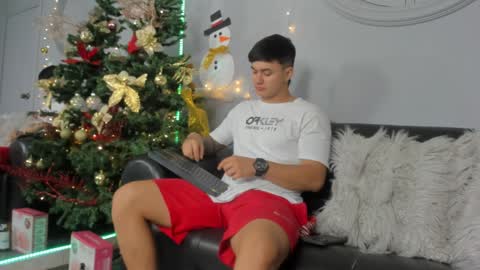 Cristopher online show from 12.16.24