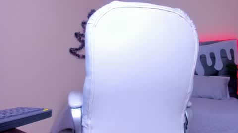 Cristopher online show from 12.18.24