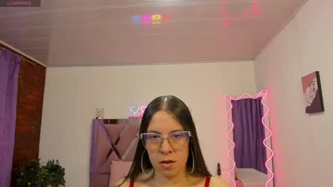 Snapshot of cristy_tay chatting on 04.16.26 cristy_tay online show from 04.16.26