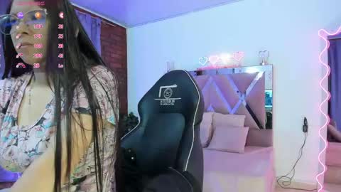 Snapshot of cristy_tay chatting on 04.25.26 cristy_tay online show from 04.25.26