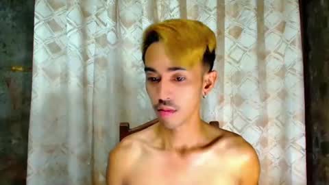 crocodale online show from 12.18.25