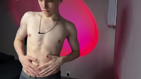 cronck52 online show from 04.15.26