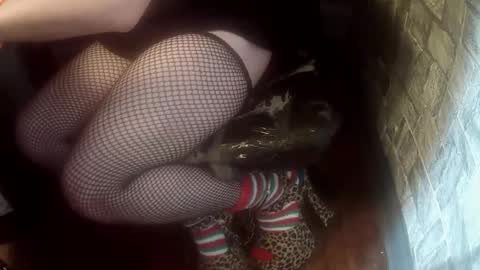 crossdresser krystal online show from 12.22.25