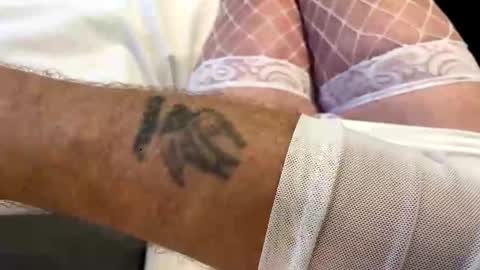 Snapshot of crossdressing_girlie chatting on 02.18.25 Stephanie online show from 02.18.25