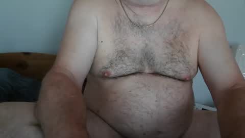 Snapshot of crowbarbi chatting on 10.02.25 Crowbarbi online show from 10.02.25