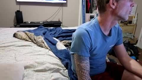 Crownandkat online show from 04.25.26