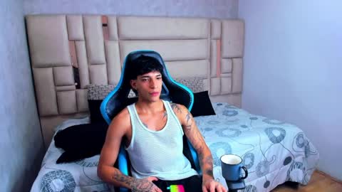 Croy online show from 04.10.26