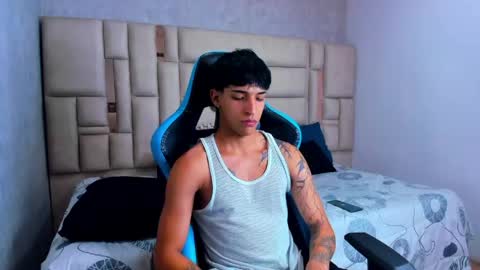 Croy online show from 04.17.26