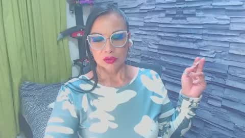 cruela_deviil online show from 01.01.25