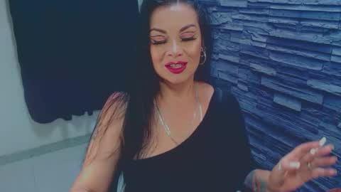 cruela_deviil online show from 11.29.25