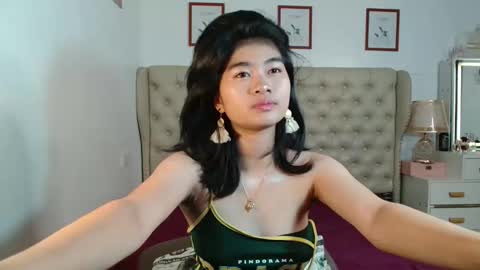 Im CruellaDont forget to follow me online show from 09.16.25