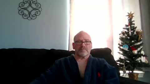 Snapshot of cruising_guy chatting on 12.12.24 fun guy online show from 12.12.24