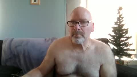 Snapshot of cruising_guy chatting on 10.23.25 fun guy online show from 10.23.25