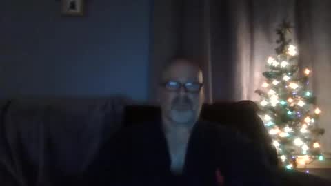 Snapshot of cruising_guy chatting on 10.25.25 fun guy online show from 10.25.25