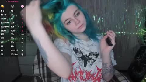 Snapshot of cryptobjgirlv2 chatting on 09.30.25 Lilith online show from 09.30.25