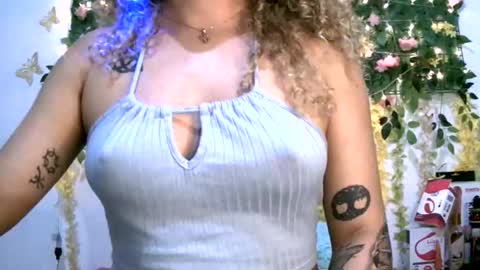 Snapshot of crysrus chatting on 02.26.26 crysrus online show from 02.26.26