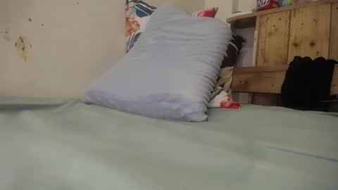 Snapshot of crystal143 chatting on 01.14.25 Crys online show from 01.14.25