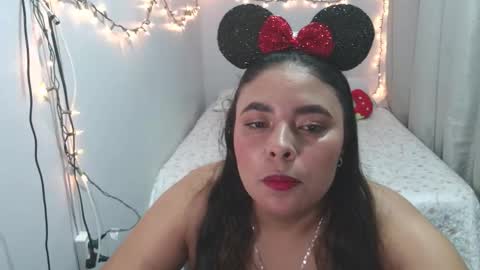 Snapshot of crystal_1991 chatting on 10.31.25 CRYSTAL 1991 online show from 10.31.25