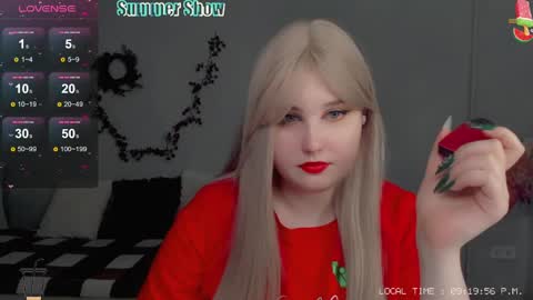 Snapshot of crystal__chris chatting on 01.07.25 Chris online show from 01.07.25