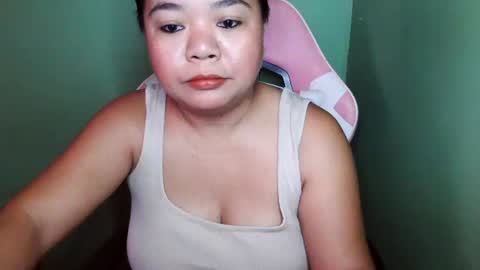 Snapshot of crystal_april chatting on 05.19.26 Crys online show from 05.19.26
